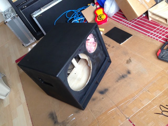 El Taller de un bajista inconforme: Gabinete 12+6