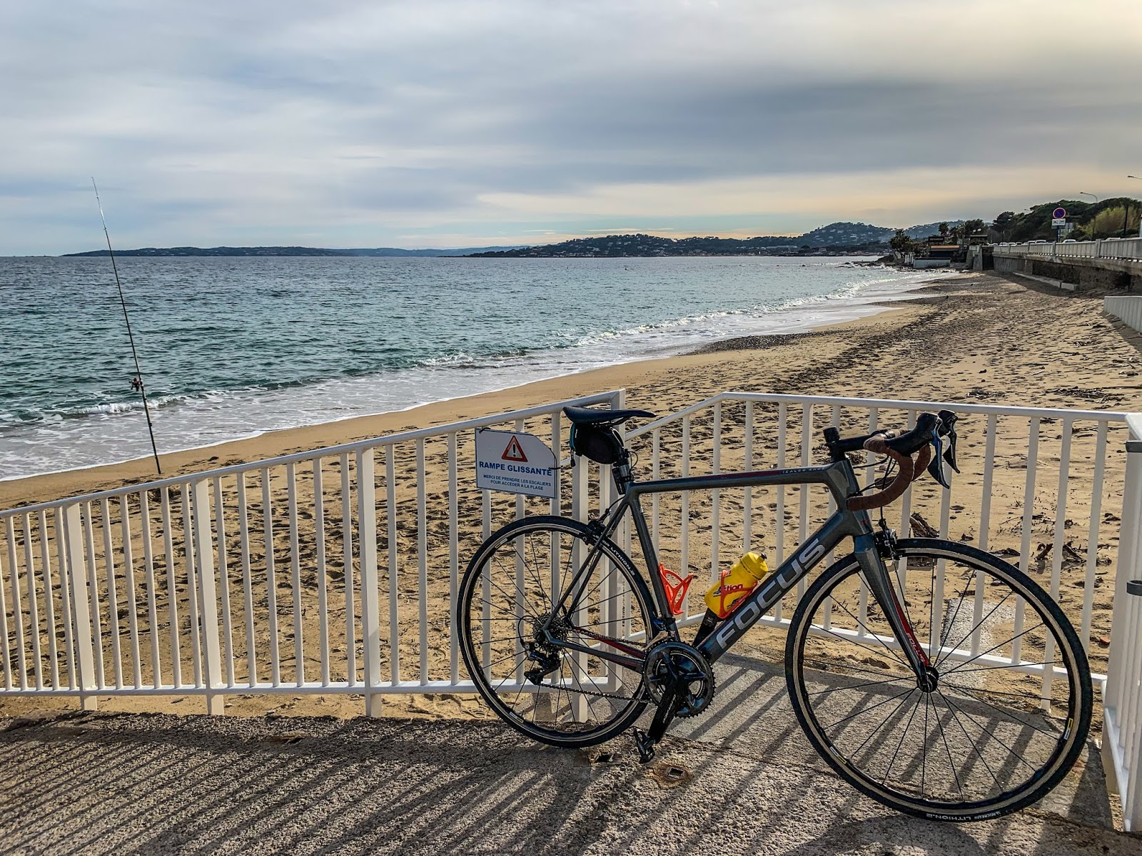 full carbon road bike rental ebike mtb saint maxime saint tropez