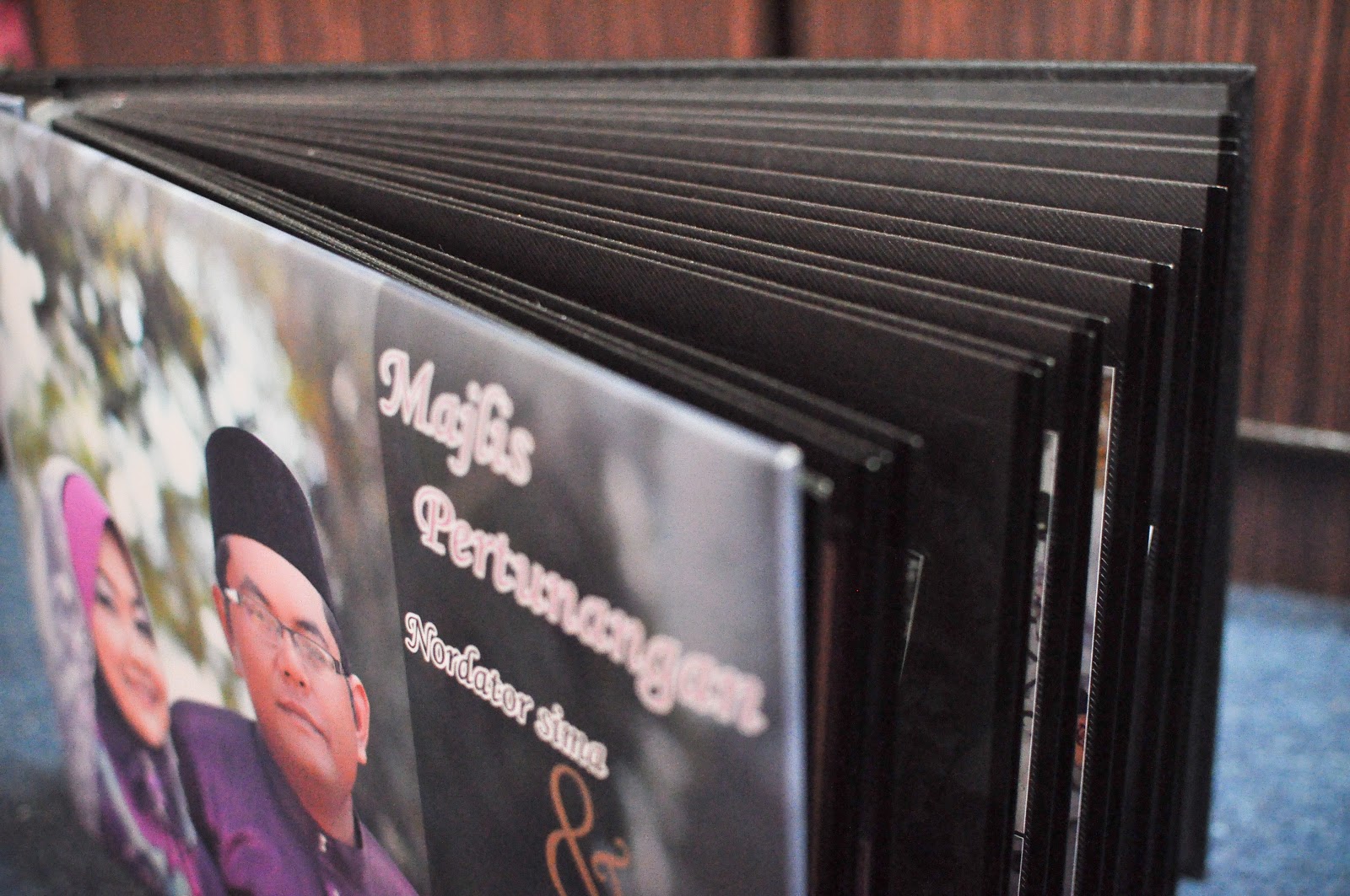 LENSA UNIK PHOTOGRAPHY (JURUGAMBAR PERKAHWINAN): CONTOH ALBUM YANG