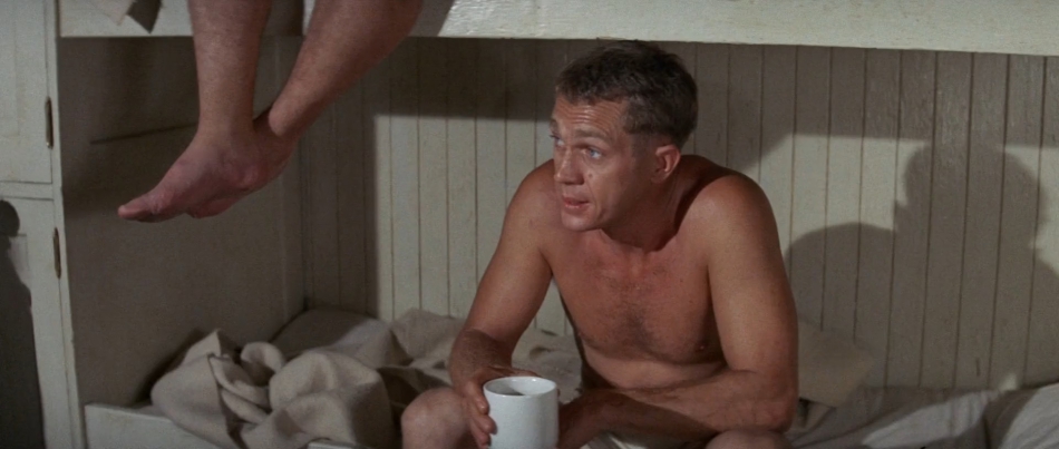 O CANHONEIRO DO YANG-TSÉ (DUAL ÁUDIO / 1080P) - 1966 Batch_The.Sand.Pebbles.1966.1080p.BRRip.H264.AAC%2B%2528Renato%2529%2B%2528PT-BR%2529.mkv_snapshot_00.20.36.696