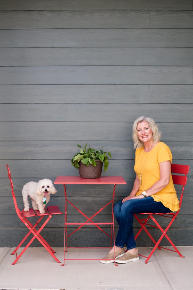 Dining with Dogs in Restaurants What Pet Owners Need to Know Hines