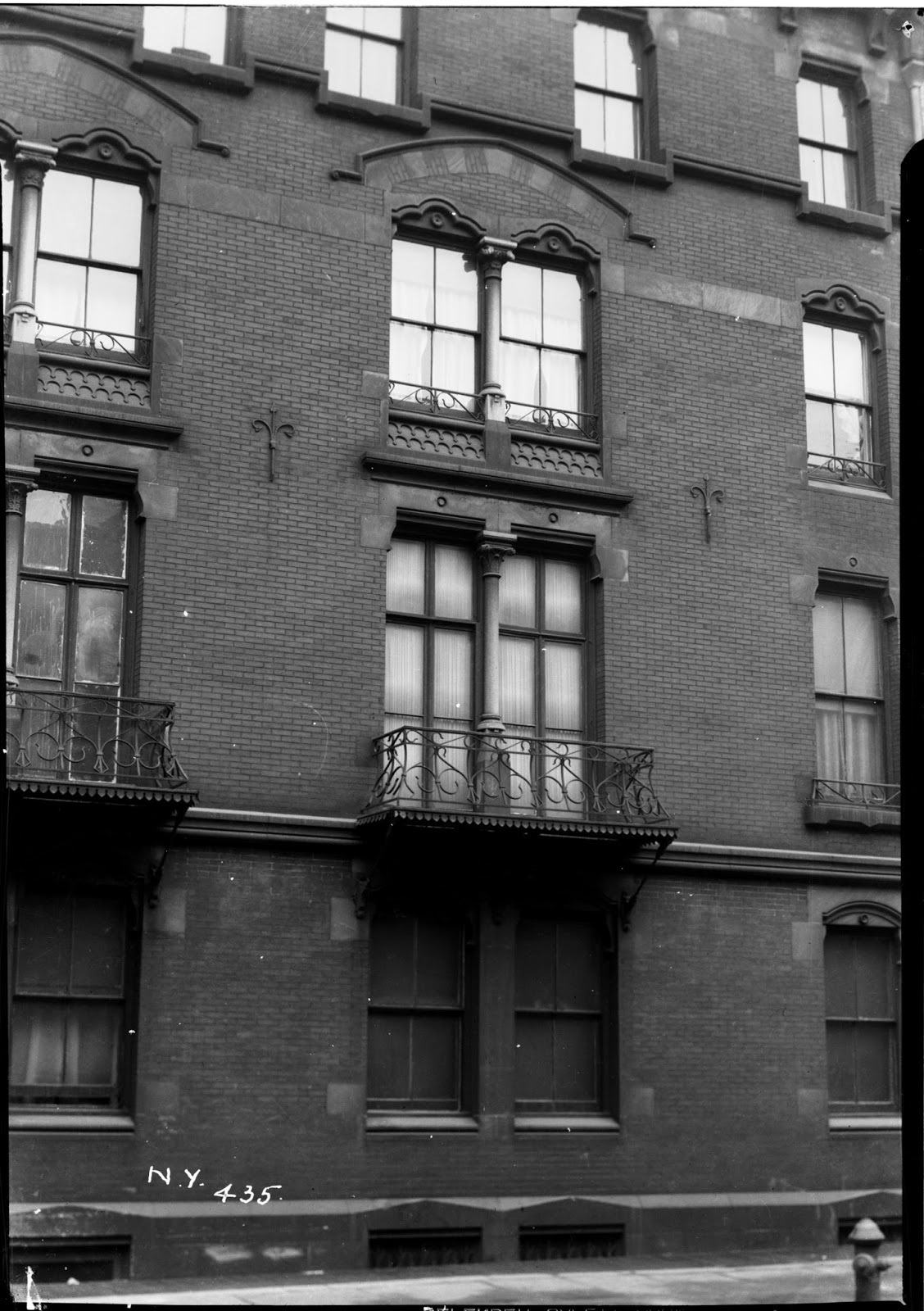 Daytonian in Manhattan The Lost Stuyvesant Apartments 142 East 18th