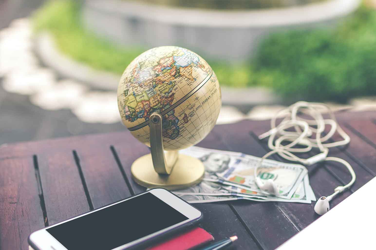 How To Effectively Track Your Expenses While You're Traveling The World