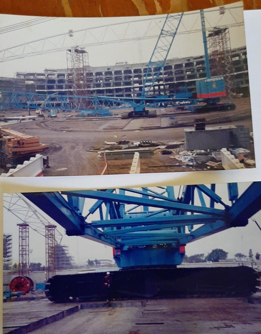 Industrial History: 1999 "Big Blue" crane wreck while lifting a segment for a new stadium in Milwaukee, WI