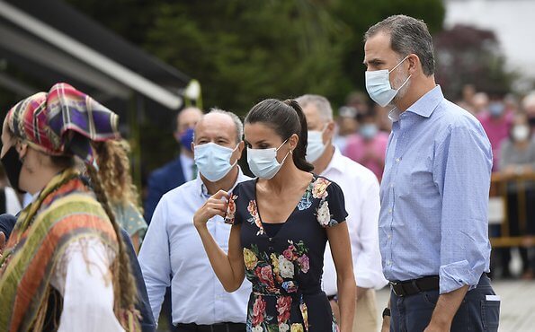 12 Times Queen Letizia Wore Espadrilles