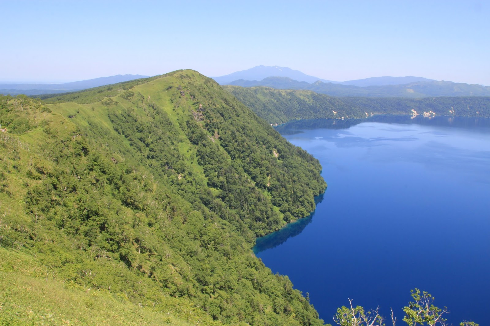 Jaik's Travel Blog: Day 8: Sakura Falls, Lake Mashu to Kushiro Wetland