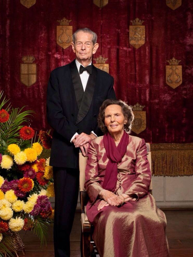 Супруга монарха. Наследники королевская свадьба. Королева елизавета 2 и король филипп испания. Супруга монарха. Принцесса бурбон-пармская маргарита.