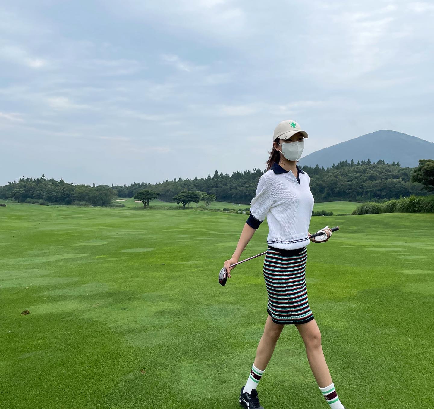 SNSD Sooyoung is out to play golf in style! - Wonderful Generation