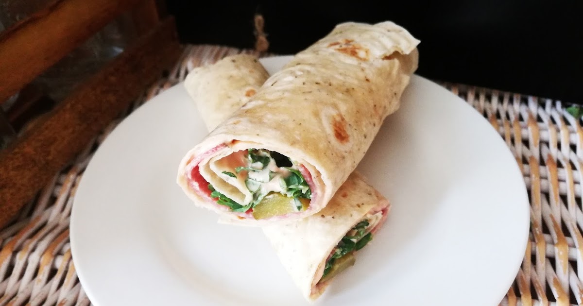 Gotowanie Patki TORTILLA Z SALAMI I JARMUŻEM