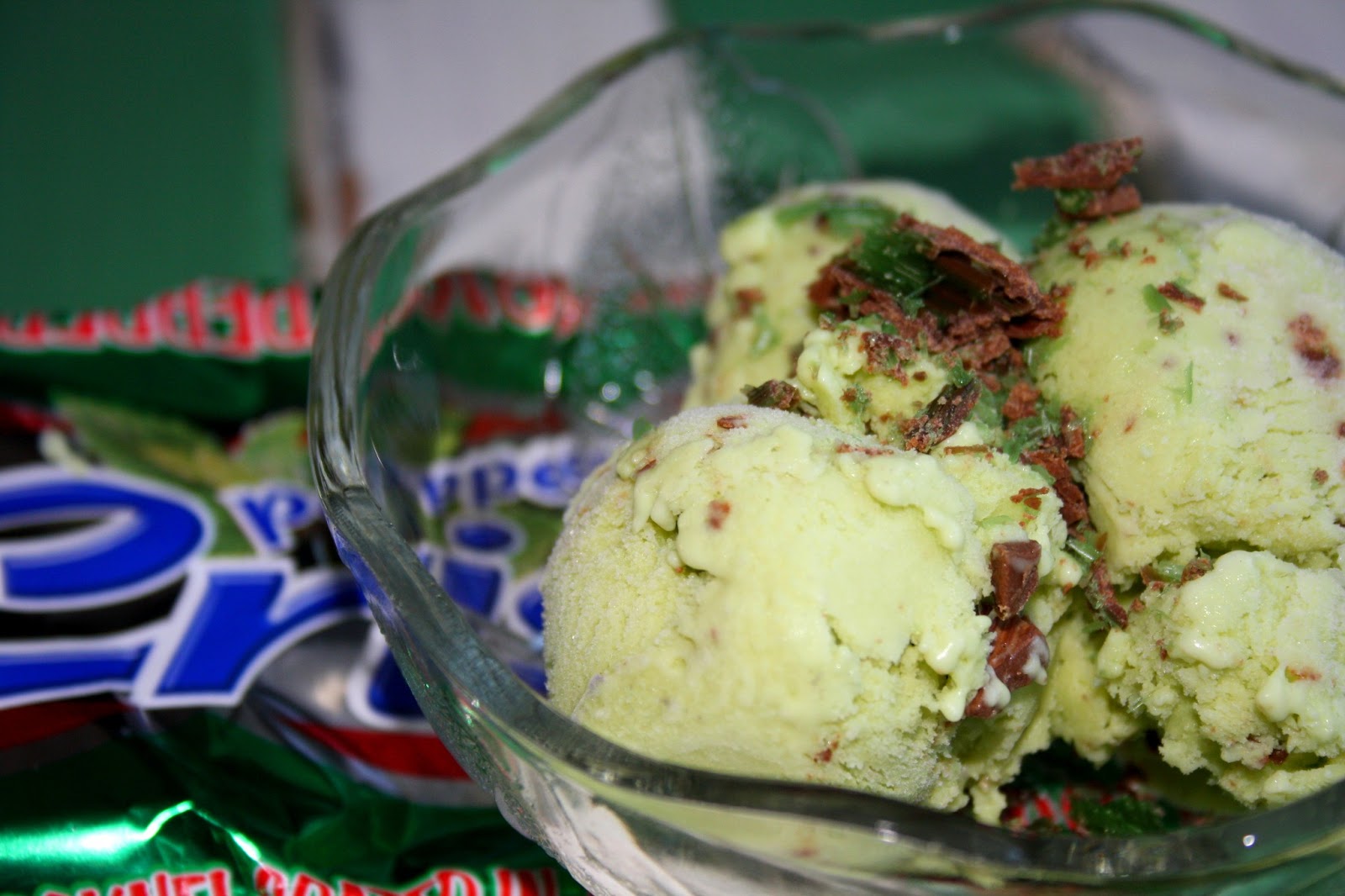 Homemade Heaven...... Peppermint Crisp IceCream