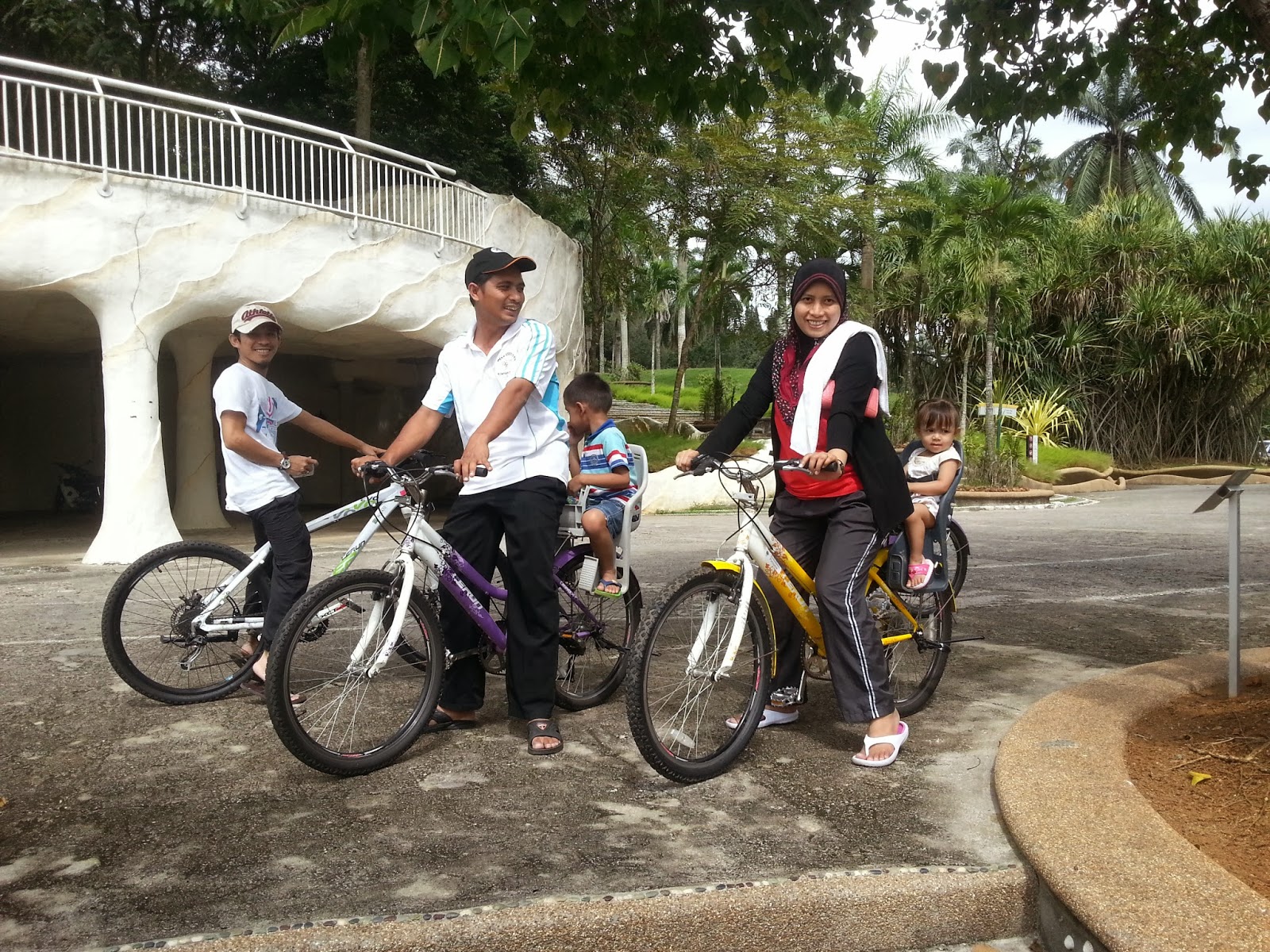 Perkhidmatan Sewa Basikal Di Putrajaya / Taman Botani Putrajaya Tarikan