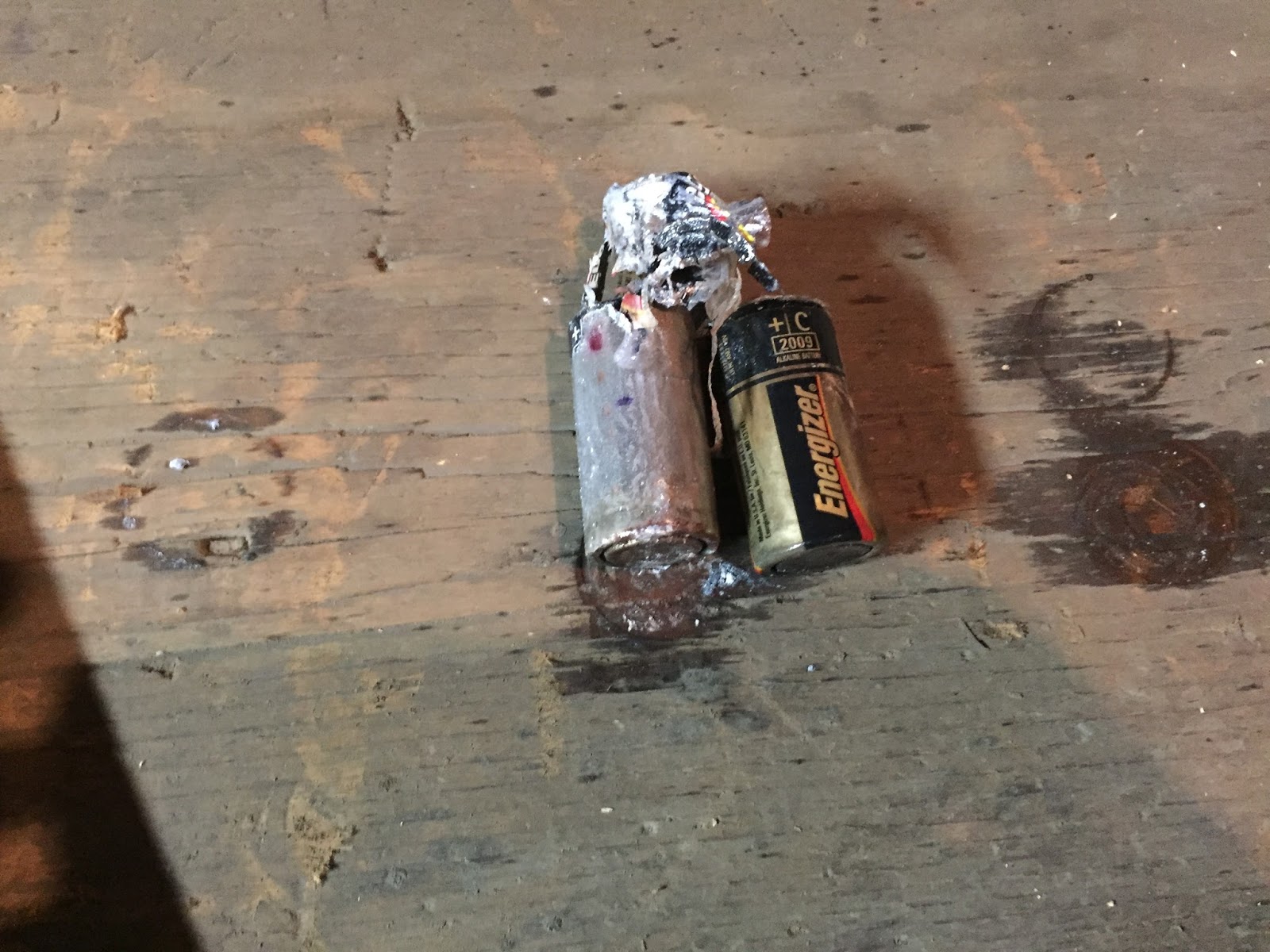 Maglite More than a Cop light Stuck Batteries