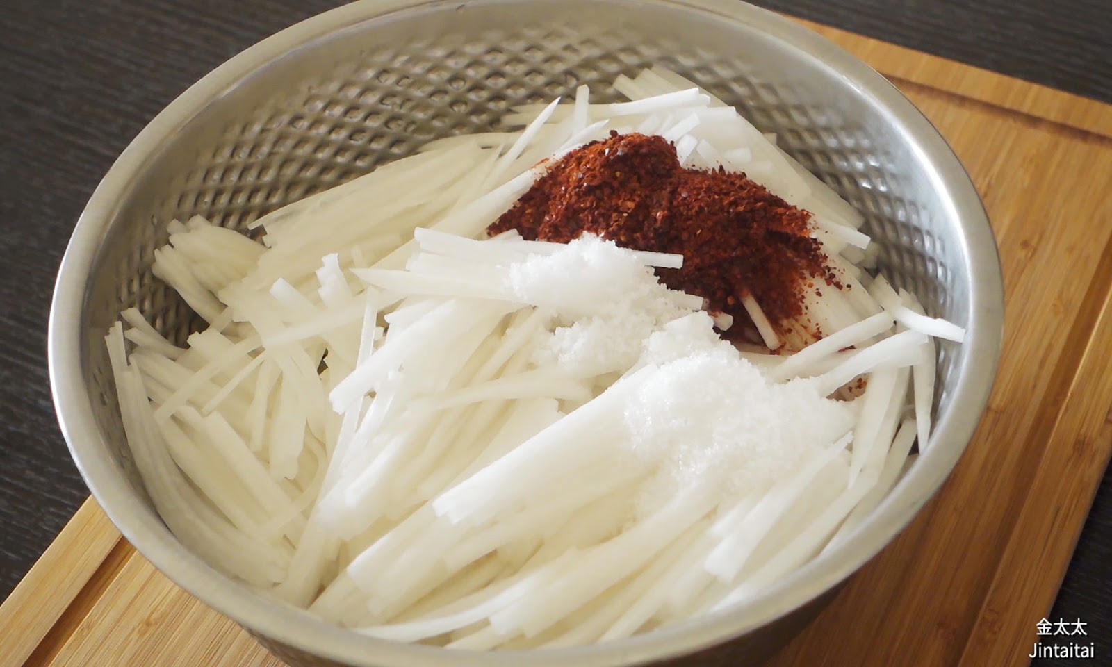 金太太's 韓風料理 Jintaitai's Korean cuisine 涼拌蘿蔔絲 무생채무침 Korean style Radish