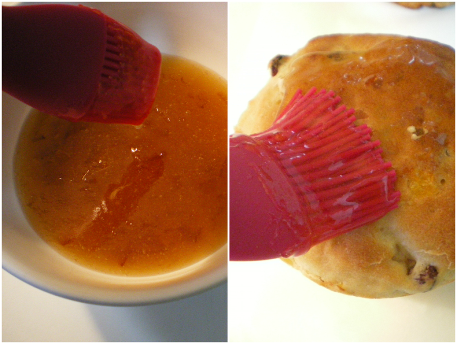 Pan de Pascua (OsterBrot). Pintado con glaseado de naranja