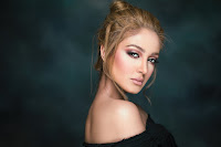 6 منتجات تجميل لبشرة أكثر لمعانًا ستبهرك 6 منتجات تجميل لبشرة أكثر لمعانًا ستبهرك