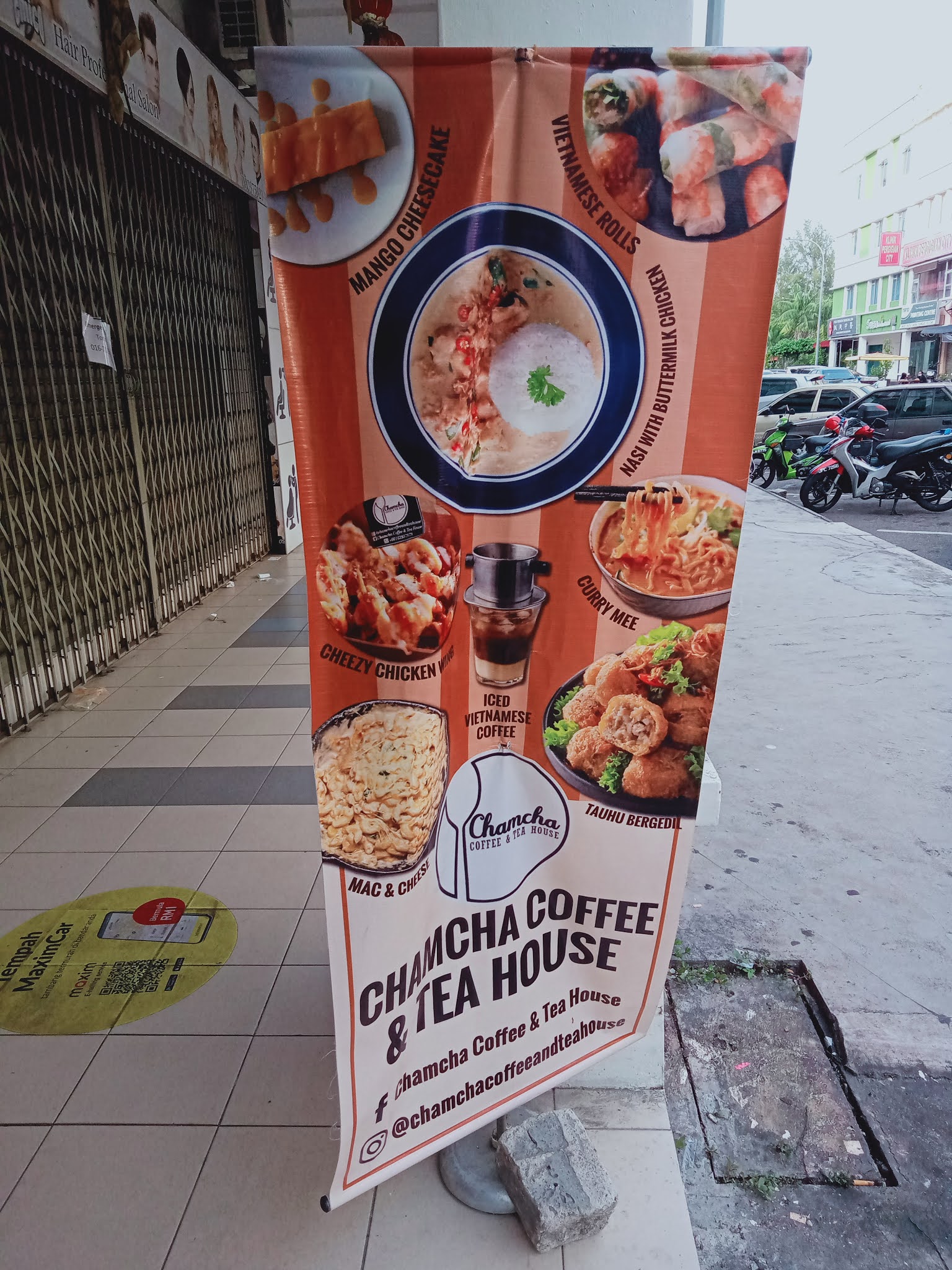 Vietnam Roll dan Begedil di Chamcha Coffee & Tea House, Seri Alam, Johor