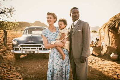 Image of David Oyelowo and Rosamund Pike in A United Kingdom