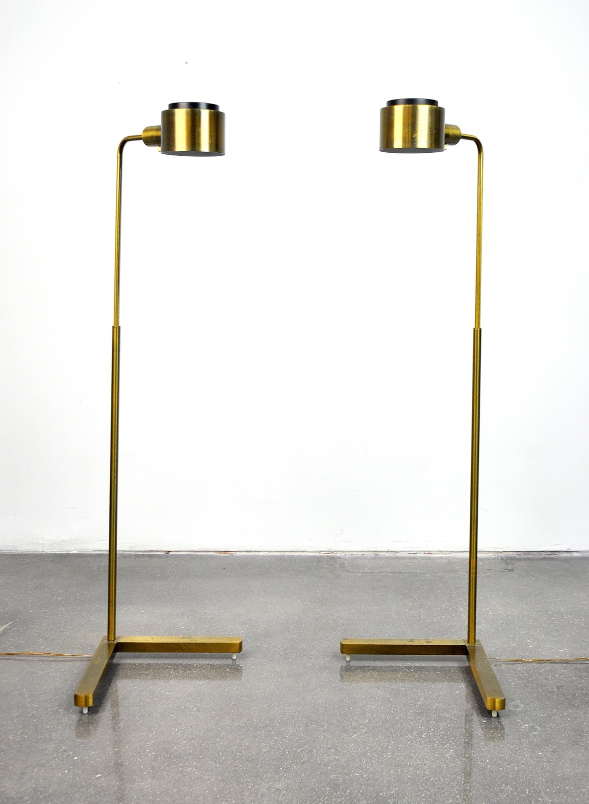 SELECT MODERN Pair of Casella Pharmacy C1139G Brass Adjustable and
