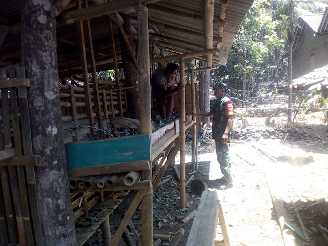 Babinsa Manisrenggo sambangi peternak kambing guna berbagi ilmu