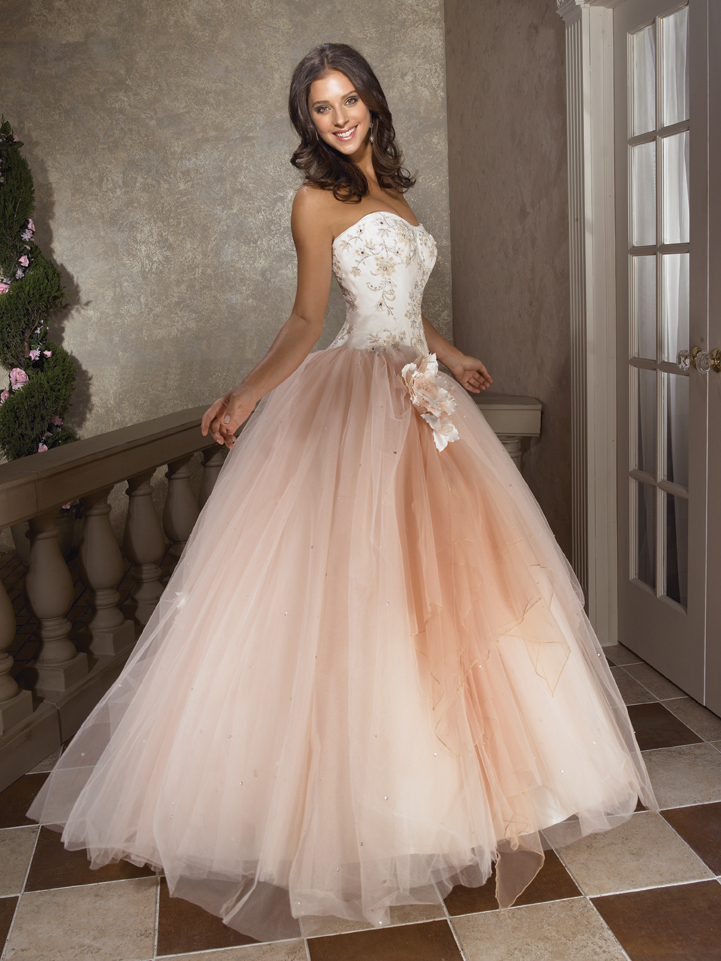 Hills in Hollywood Chermside: Bridesmaids - Formal Dresses - Bridal Dresses Hills In Hollywood