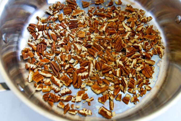 toast pecans in skillet