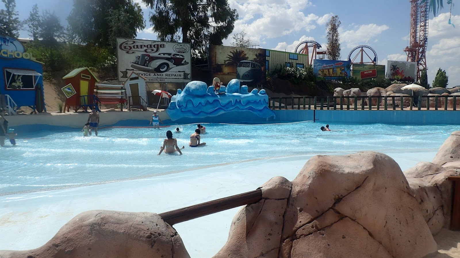 No sin mis hijos: Parque Warner Beach, en Madrid sí hay playa