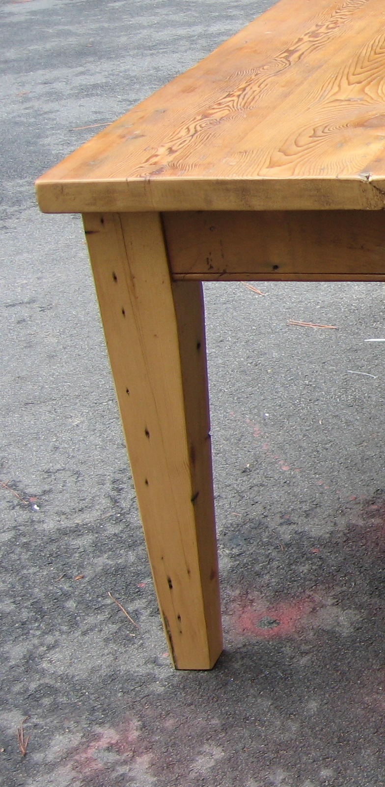 Nature's Pine Furniture Lingo Standard Dining Tables