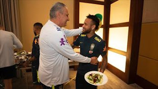 مدرب البرازيل نيمار ضمن أفضل 3 لاعبين في العالم مدرب البرازيل نيمار ضمن أفضل 3 لاعبين في العالم