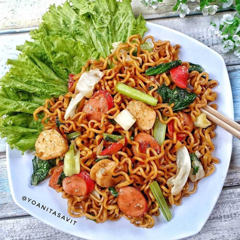 Mie Goreng Sosis Bakso