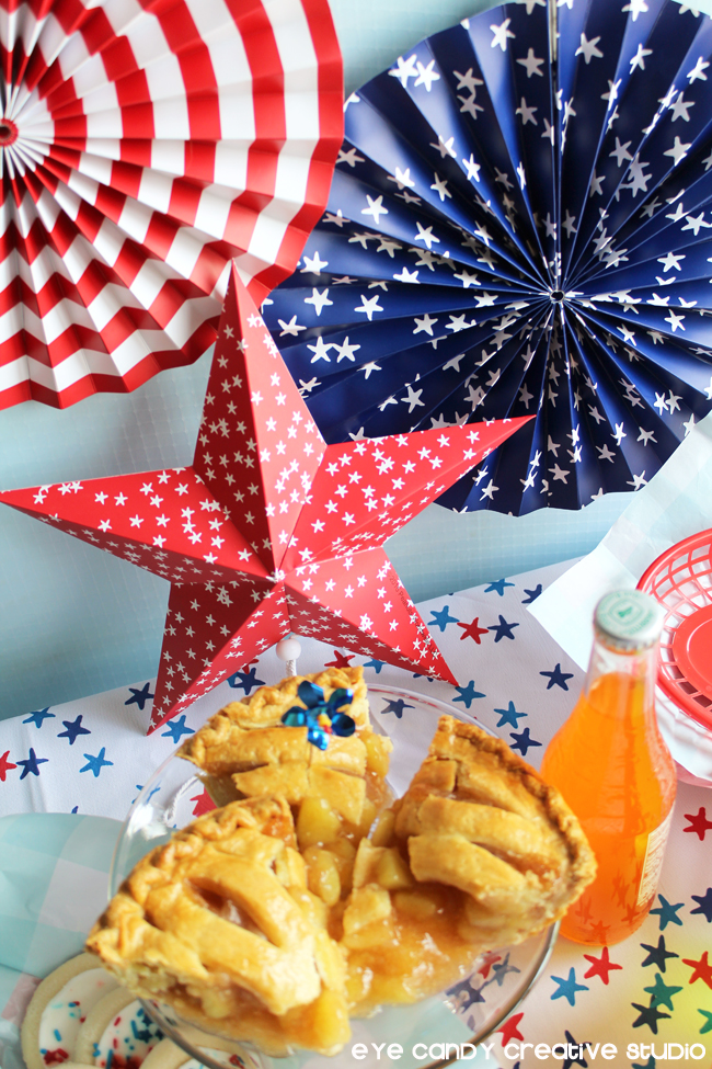 patriotic decor, red white & blue, applie pie, cookies, BBQ food, stars