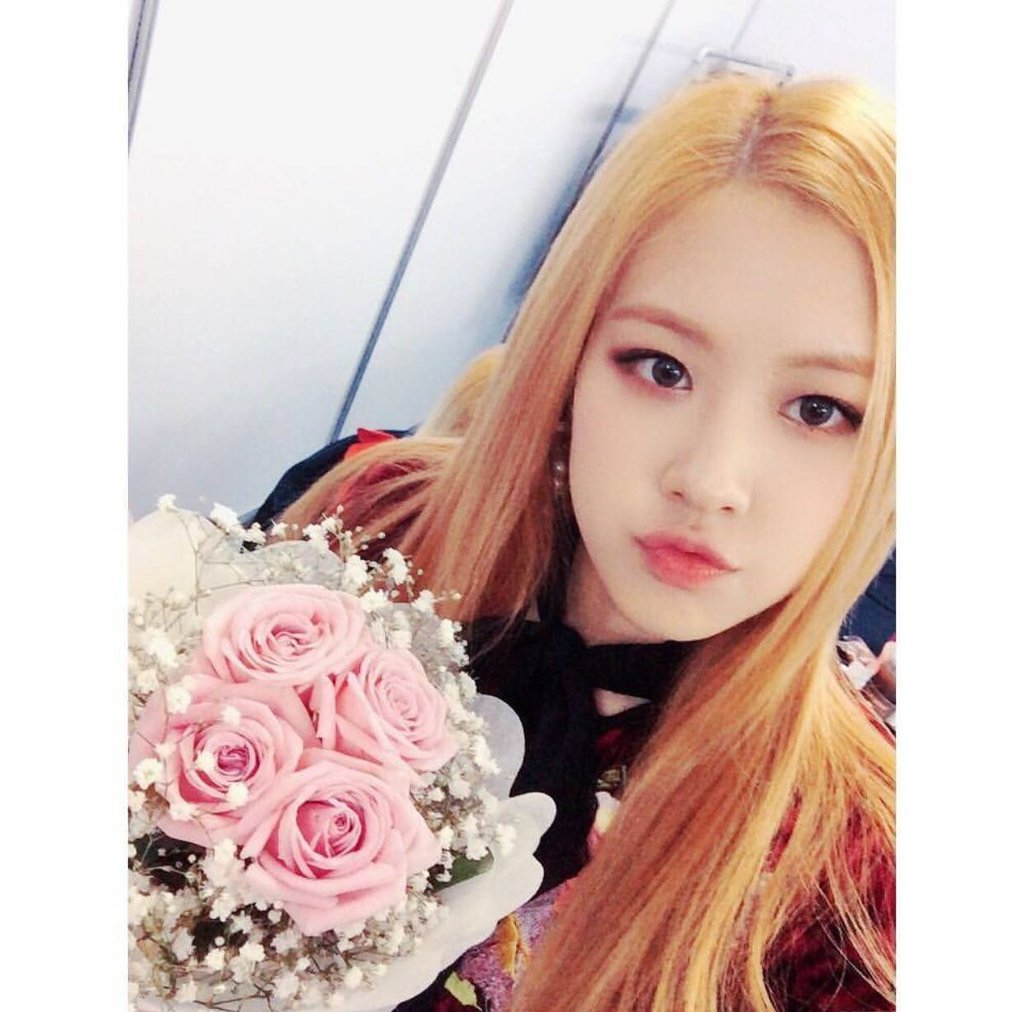 개인적으로 좋아하는 아이돌이 많은 97년생 아이돌