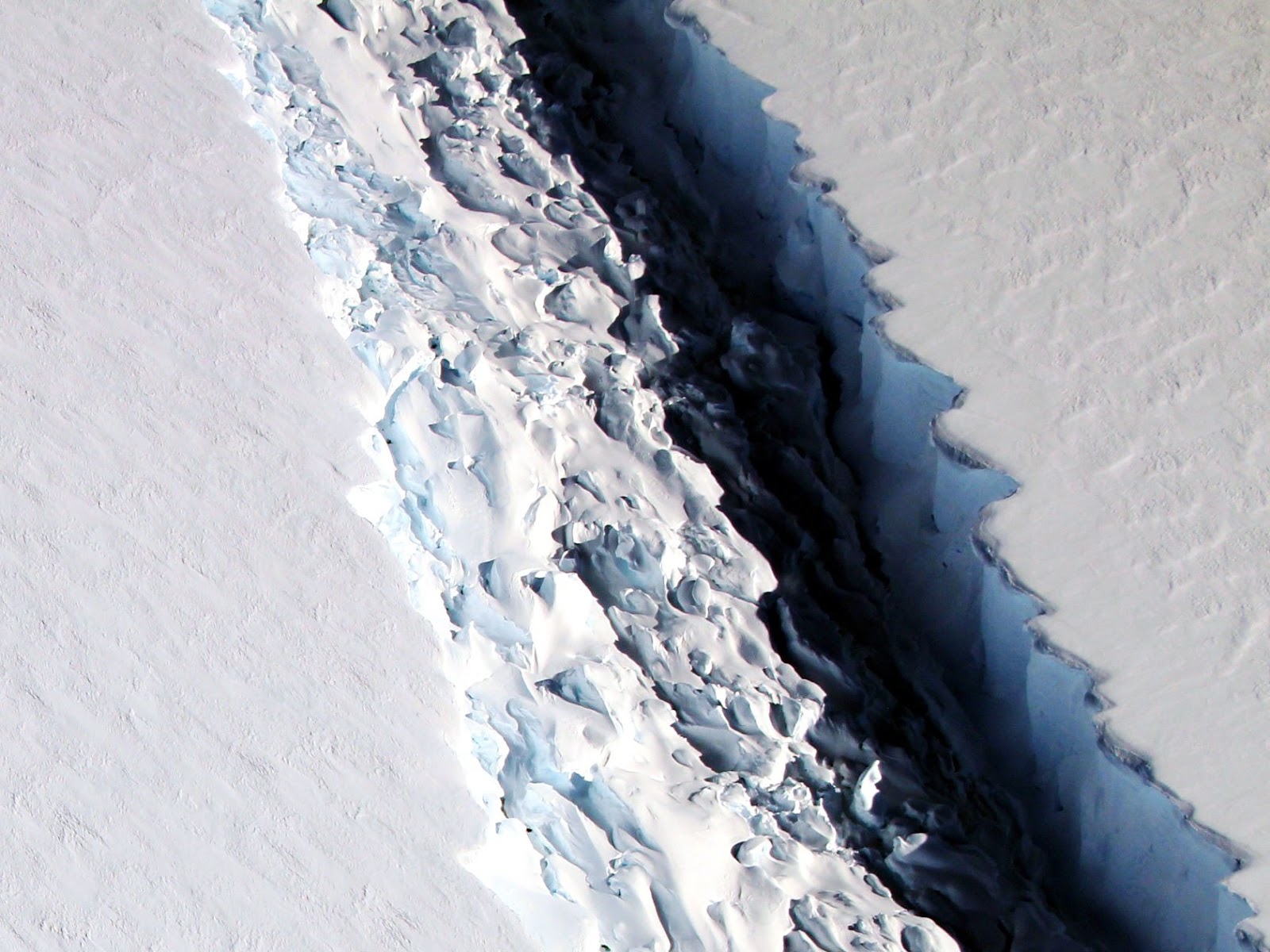 The Larsen C ice shelf has broken free into the Southern Ocean