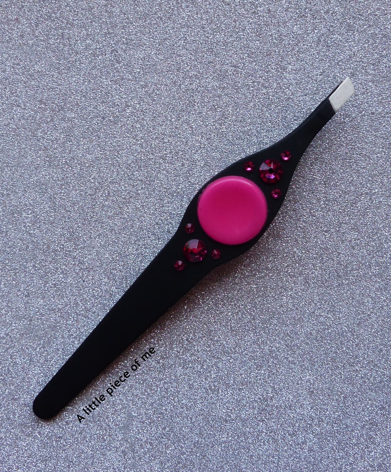 A little piece of me Montbleu nail files, tweezers & earrings with