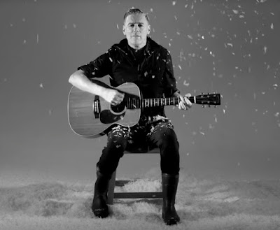 Bryan Adams performing "Christmas Time"