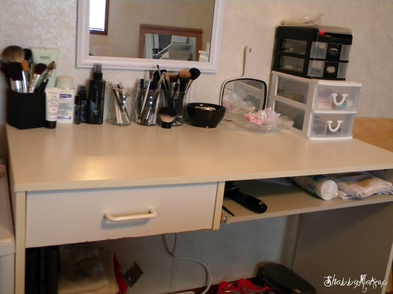 Shabby Makeup and More New Makeup Desk
