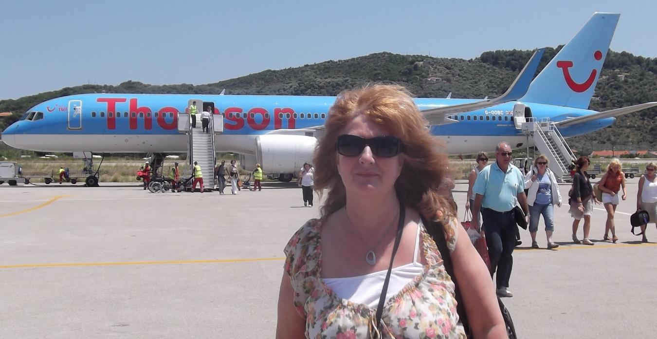 Jet & Prop by FalkeEins Greek interlude Skiathos airport landing