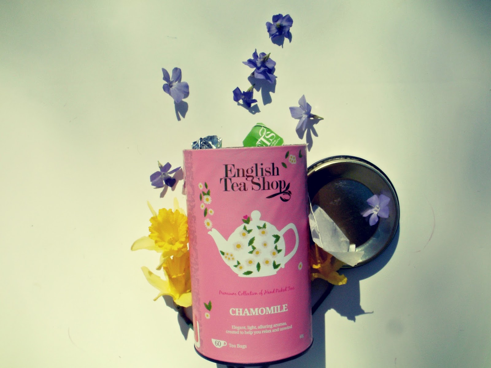 Easy Tips + Habits to ENCOURAGE SLEEP and help you wind down at bedtime