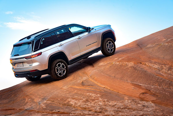 Novo Jeep Grand Cherokee 2022: lançamento nos EUA - fotos e detalhes