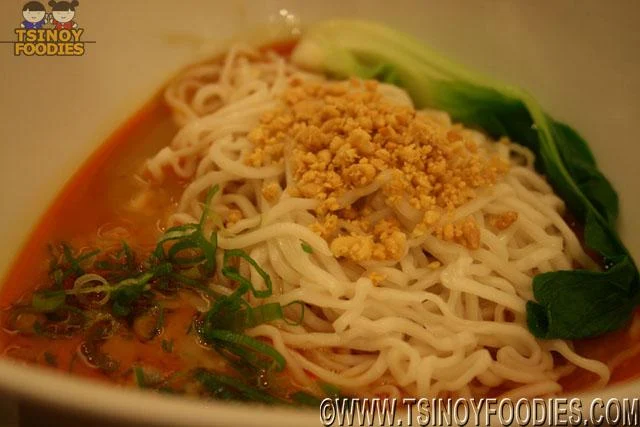 noodles with spicy sesame and peanut sauce