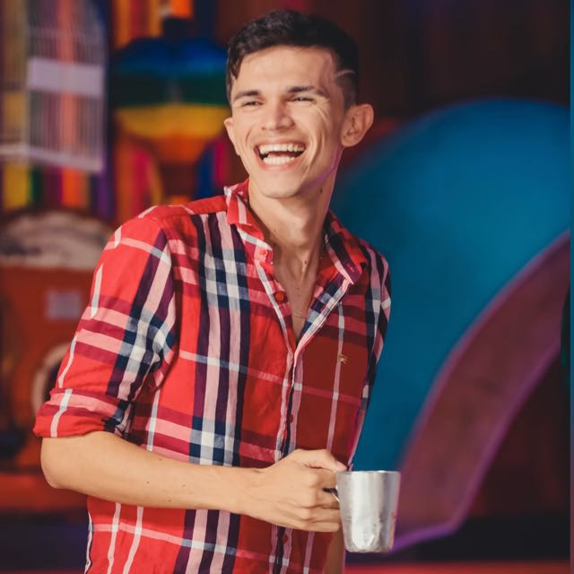 Da internet para os palcos, humorista Tiago Dionísio faz apresentação única em São Luís