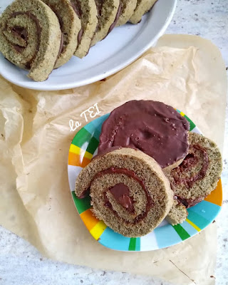 Girelle su piatto Girelle alle ortiche e cioccolato