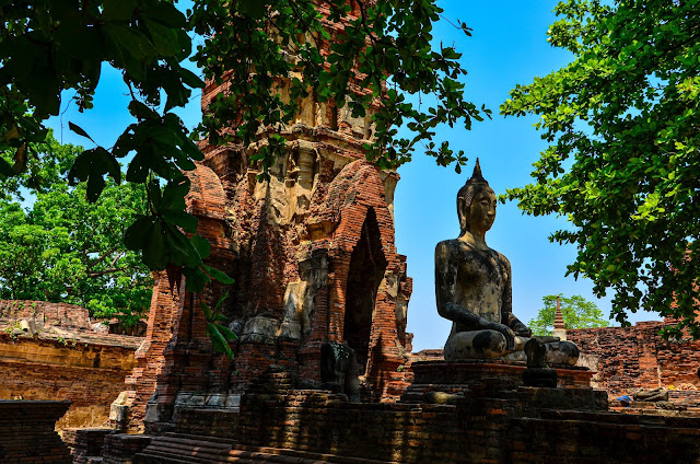 Pozostałości świątyni Wat Mahathat - Ayutthaya - Tajlandia