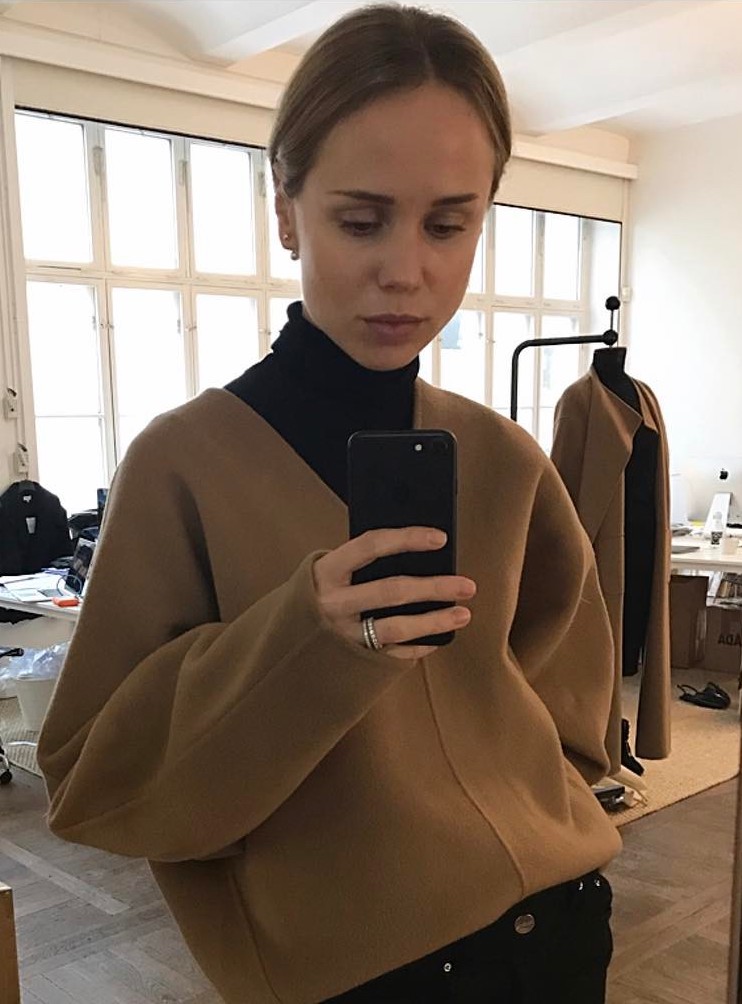 Le Fashion: BLACK TURTLENECK