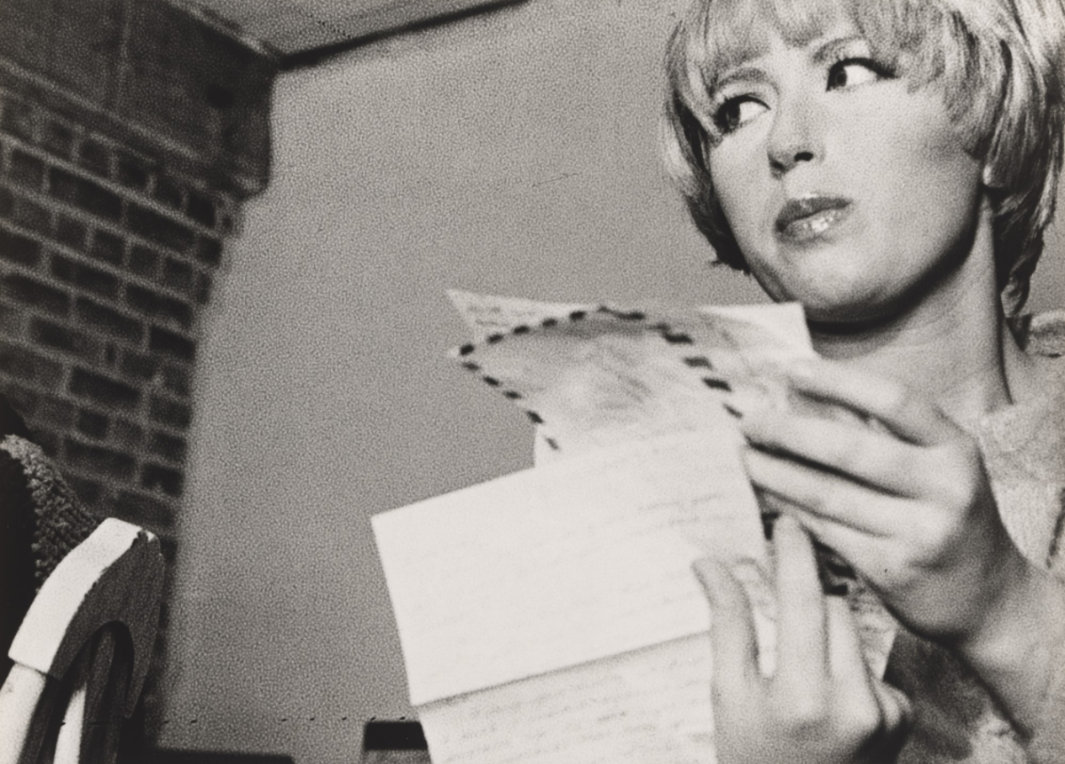 Untitled Film Stills Amazing SelfPortraits by Cindy Sherman in