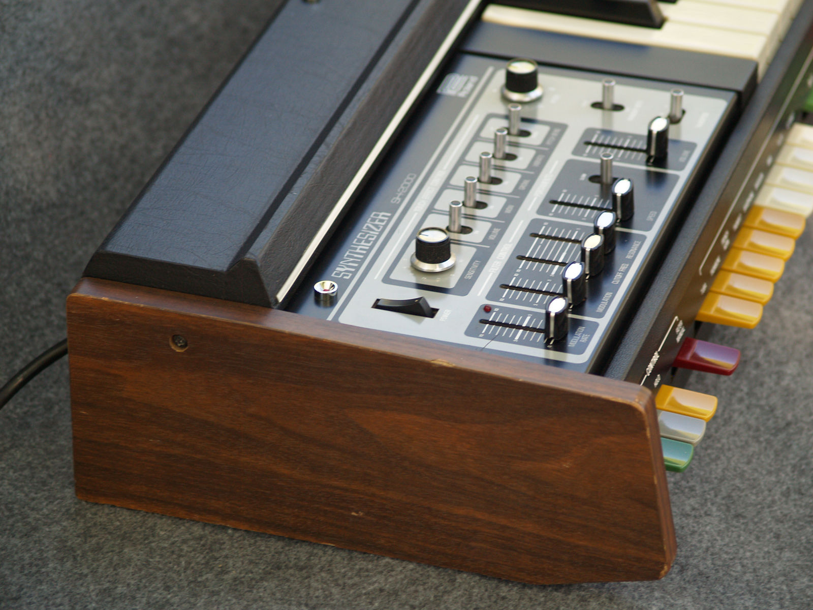 MATRIXSYNTH ROLAND SH2000 Vintage 70s Analog Synthesizer