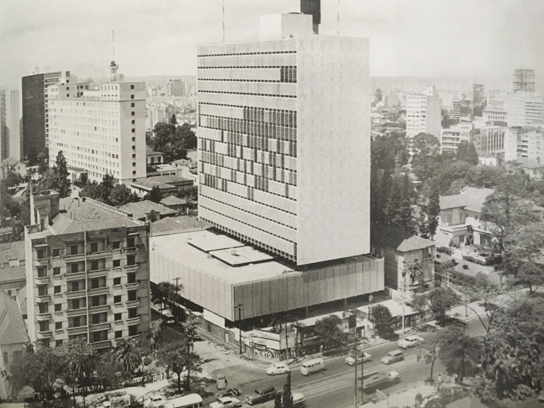 SÃO PAULO, AV. PAULISTA E CONJUNTO NACIONAL, 1961 SÃO PAULO, AV. PAULISTA E CONJUNTO NACIONAL, 1961