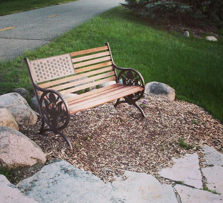 Desain Bangku Taman Outdoor Minimalis Untuk Tempat ...