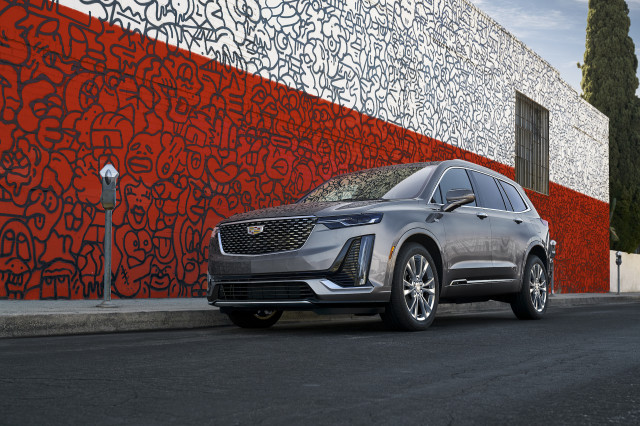 2022 Cadillac XT6 Review