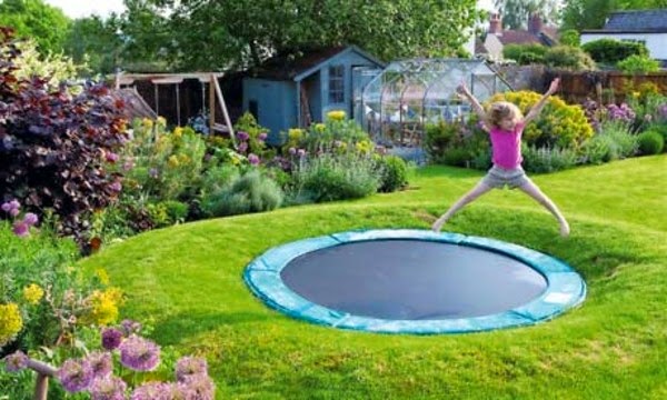 Playground equipment for gardens &#8211; 25 great models!