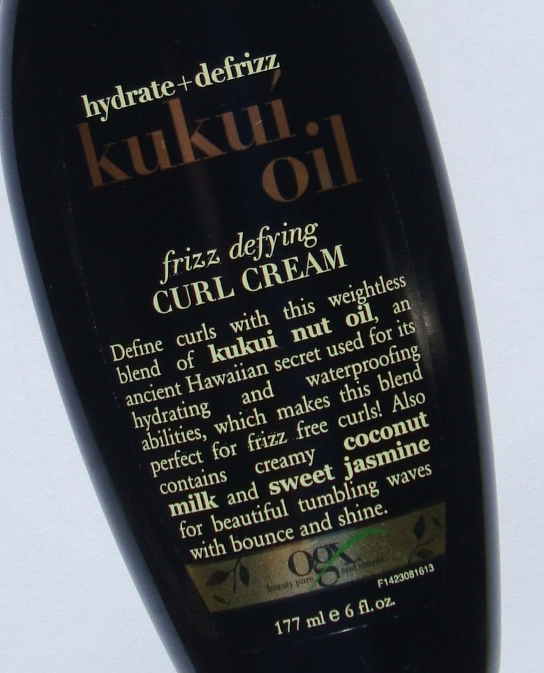 little white truths OGX Hydrate + Defrizz Kukui Oil Frizz Defying Curl